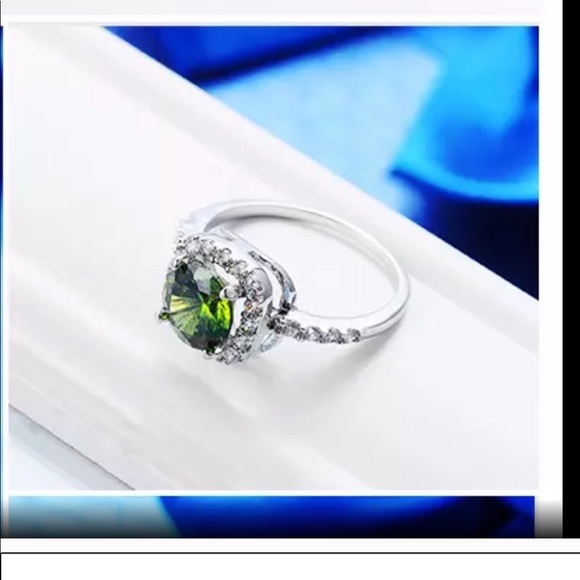 NWT 925 sterling silver ring - Picture 2 of 3